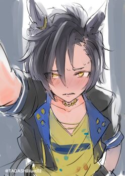 1girl air_shakur_(umamusume) air_shakur_(unsigned)_(umamusume) animal_ears black_hair black_jacket blush commentary_request embarrassed eyebrow_piercing face_piercing grey_background hair_between_eyes horse_ears horse_girl jacket kabedon_on_viewer looking_at_viewer open_clothes open_jacket piercing sharp_teeth shirt short_hair short_sleeves sinzan solo teeth tomboy twitter_username umamusume upper_body v-neck yellow_eyes yellow_shirt