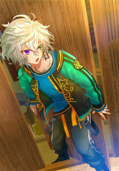 1boy absurdres alternate_costume black_jacket black_pants blue_shirt commentary_request door earrings frown full_body green_eyes green_jacket hanafuda_earrings heterochromia highres indoors jacket jewelry long_sleeves looking_at_viewer looking_to_the_side male_focus matochi_(fa) multicolored_jacket murakumo_kagetsu necklace nijisanji open_mouth pants purple_eyes shirt short_hair single_earring solo two-tone_jacket virtual_youtuber white_hair