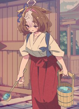 1girl ahoge alternate_costume animal_ears bow breasts brown_hair bucket bucket_of_water collarbone double-parted_bangs ear_ribbon hair_between_eyes hairband hakama hakama_skirt hishaku holding honkawa_works horse_ears horse_girl horse_tail japanese_clothes kimono large_breasts medium_hair meisho_doto_(umamusume) miko multicolored_hair outdoors pink_hairband purple_eyes red_hakama short_hair shrine skirt tail two-tone_hair umamusume water white_hair white_kimono