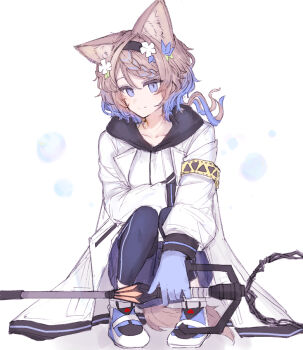 1girl animal_ear_fluff animal_ears arknights aroma_(arknights) black_hairband braid brown_hair brown_tail closed_mouth coat commentary flower full_body gloves hair_flower hair_ornament hairband holding hosakana long_sleeves looking_at_viewer medium_hair multicolored_hair open_clothes open_coat purple_eyes purple_gloves purple_hair simple_background smile solo split_mouth squatting tail two-tone_hair white_background white_coat