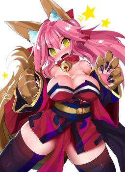 1girl animal_ear_fluff animal_ears animal_hands bell black_legwear blush breasts cat_paws cleavage collar commentary commentary_request fang fate/grand_order fate_(series) female_focus fox_ears fox_girl fox_tail gloves hair_ribbon highres jingle_bell large_breasts long_hair nagai_wataru neck_bell nose_blush open_mouth paw_gloves pink_hair ponytail red_ribbon ribbon simple_background solo tail tamamo_(fate) tamamo_cat_(fate) tamamo_cat_(first_ascension)_(fate) white_background yellow_eyes