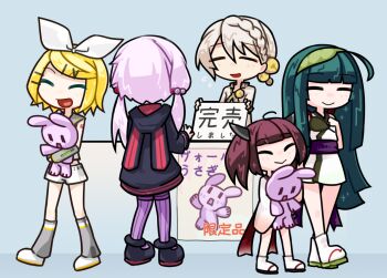 Rule 34 | 5girls, :>, bell, blonde hair, blunt bangs, braid, closed eyes, commentary request, full body, grey hair, hair bell, hair ornament, hairclip, hood, hood down, iori yuzuru, kagamine rin, long hair, multiple girls, open mouth, peru co, pink hair, purple thighhighs, ribbed thighhighs, sandals, short hair, smile, thighhighs, touhoku kiritan, touhoku zunko, translation request, vocaloid, voiceroid, yuzuki yukari