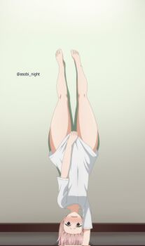 1girl @_@ artist_name asobi_night barefoot blush breasts collarbone feet grey_eyes handstand highres inui_sajuna looking_at_viewer lycoris_challenge_(meme) lycoris_recoil meme no_pants open_mouth parody pink_hair scene_reference shirt small_breasts sono_bisque_doll_wa_koi_wo_suru thick_thighs thighs toes upside-down white_shirt