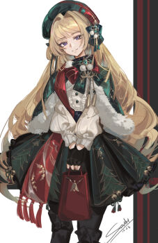 1girl absurdres alternate_costume bag black_boots black_gloves black_pantyhose blonde_hair boots bow capelet center_frills closed_mouth commentary dated english_commentary fingerless_gloves frills fur-trimmed_capelet fur_trim gloves green_bow green_capelet green_hat green_skirt hair_bow hair_intakes hat highres holding holding_bag knee_boots long_hair long_sleeves looking_at_viewer pantyhose phoebe_(wuthering_waves) purple_eyes red_bow signature skirt smile solo steve_zheng sweater very_long_hair white_sweater wuthering_waves