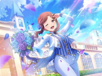 1girl blue_necktie blue_sky blue_vest blurry blurry_foreground bouquet brown_hair building day dutch_angle earrings falling_petals flower furrowed_brow game_cg groom hand_on_own_chin holding holding_bouquet jacket jewelry long_sleeves looking_at_viewer necktie official_art one_eye_closed open_mouth outdoors pants parted_bangs petals purple_eyes shoujo_kageki_revue_starlight shoujo_kageki_revue_starlight_-re_live- sidelocks sky solo standing tendou_maya upper_body vest waistcoat white_jacket white_pants