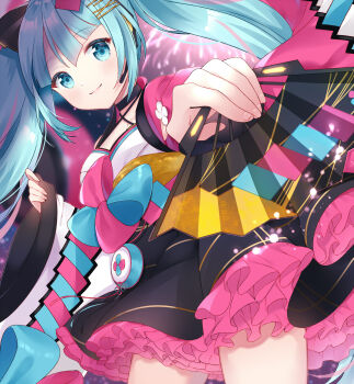 1girl aqua_eyes aqua_hair blue_bow blurry blurry_background bow closed_mouth commentary_request fireworks from_below hair_ornament hairclip hand_fan hatsune_miku headset highres holding holding_fan japanese_clothes kimono long_hair magical_mirai_(vocaloid) magical_mirai_miku magical_mirai_miku_(2020_summer) partial_commentary pink_bow smile solo twintails very_long_hair vocaloid wide_sleeves x_hair_ornament yukata yuni_(irohasuiroiro)