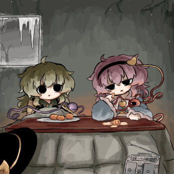 2girls black_hat blue_shirt commentary_request contrast_collar food fruit green_hair hair_between_eyes hat hat_ribbon heripantomorrow komeiji_koishi komeiji_satori long_sleeves multiple_girls orange_(fruit) parted_lips pink_hair radio ribbon shirt table third_eye touhou unworn_hat unworn_headwear upper_body wide_sleeves yellow_ribbon yellow_shirt