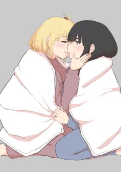 2girls black_hair blonde_hair blue_pants blue_shirt blush commentary daimyo0208 grey_background hand_on_another&#039;s_face highres imminent_kiss inoue_takina long_sleeves lycoris_recoil multiple_girls nishikigi_chisato open_mouth pajamas pants pink_pants pink_shirt red_eyes shared_blanket shirt short_hair simple_background symbol-only_commentary yuri