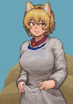 1girl animal_ears blonde_hair blue_background breasts chanta_(ayatakaoisii) dress fox_ears fox_tail grin highres large_breasts long_sleeves looking_at_viewer no_headwear short_hair simple_background skirt_hold smile solo tail touhou upper_body white_dress yakumo_ran yellow_eyes