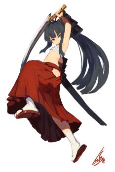 1girl arm_up armor black_hair bushidou_(sekaiju) bushidou_2_(sekaiju) chest_sarashi closed_mouth commentary etrian_odyssey hakama highres holding holding_sword holding_weapon japanese_armor japanese_clothes lansane long_hair midriff orange_eyes red_hakama sarashi sekaiju_no_meikyuu sekaiju_no_meikyuu_1 sheath sidelocks signature simple_background solo sword tabi weapon white_background