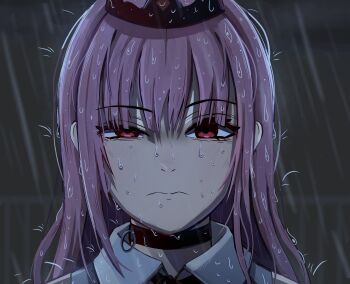 1girl black_choker black_tiara chainsaw_man choker close-up closed_mouth cosplay grenade_pin highres hololive hololive_english looking_at_viewer mori_calliope pink_eyes pink_hair rain reze_(chainsaw_man) reze_(chainsaw_man)_(cosplay) scene_reference shirt solo tiara virtual_youtuber wet wet_hair white_shirt yume_(yume_ato29)