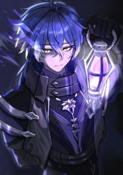 1boy absurdres arm_behind_back belt black_belt black_cloak black_jacket cloak closed_mouth commentary_request flins_(genshin_impact) genshin_impact highres holding holding_lantern jacket lantern looking_at_viewer male_focus purple_background purple_hair short_hair solo tora_(kumo_sakamoto) yellow_eyes