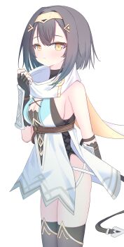 1girl absurdres amber_(stella_sora) bare_shoulders black_gloves black_hair black_leotard black_thighhighs breasts cleavage commentary cowboy_shot expressionless fingerless_gloves gloves h_izumi4 highres leotard looking_at_viewer parted_lips simple_background solo standing stella_sora thighhighs white_background yellow_eyes