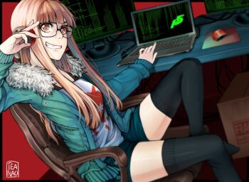 1girl arm_up behind-the-head_headphones black-framed_eyewear black_shorts black_thighhighs blunt_bangs box brown_eyes brown_hair chair computer computer_mouse desk fur-trimmed_jacket fur_trim glasses green_jacket grin headphones highres jacket laptop monitor open_clothes open_jacket persona persona_5 sakura_futaba shirt short_shorts shorts sitting smile solo teanao thighhighs thighs white_shirt