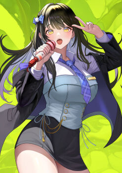 1girl black_hair black_jacket blue_corset blue_necktie bow breasts collared_shirt colored_inner_hair commentary_request corset diesel_(nikke) diesel_(winter_sweets)_(nikke) earrings goddess_of_victory:_nikke green_background hair_bow highres holding holding_microphone jacket jewelry korean_commentary large_breasts long_hair looking_at_viewer microphone miniskirt multicolored_hair music necktie open_mouth plaid_clothes plaid_necktie shirt singing skirt snowflake_earrings solo split-color_clothes ssal v yellow_eyes