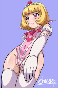 1girl artist_name bare_shoulders blonde_hair blush bob_cut chicago-x cleft_of_venus closed_mouth covered_navel cowboy_shot crown digimon digimon_universe:_appli_monsters elbow_gloves eyebrows female_focus from_below gloves heart highleg highleg_leotard highres kashiki_ai leotard lipstick looking_down makeup partially_visible_vulva purple_background shiny_skin short_hair simple_background smile solo standing thighhighs tiara wedgie white_gloves white_thighhighs