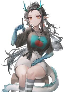 1girl alternate_costume arknights black_hair black_shirt colored_skin dragon_girl dragon_horns dragon_tail dusk_(arknights) earrings eastern_dragon_tail gamgi green_hands green_horns highres horns jewelry multicolored_hair pointy_ears red_eyes shirt skirt solo streaked_hair tail tassel tassel_earrings white_skirt