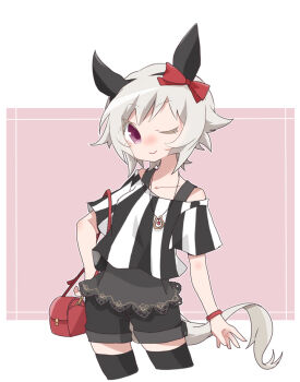 1girl ;) animal_ears bag beer_hsk black_shorts black_tank_top black_thighhighs bow closed_mouth commentary_request cropped_legs curren_chan_(umamusume) ear_bow grey_hair handbag horse_ears horse_girl horse_tail off_shoulder one_eye_closed pink_background purple_eyes red_bow shirt short_sleeves shorts shoulder_bag smile solo striped_clothes striped_shirt tail tank_top thighhighs two-tone_background umamusume vertical-striped_clothes vertical-striped_shirt white_background