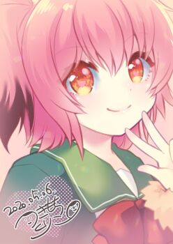 1girl bow bowtie colored_tips commentary_request fur-trimmed_sleeves fur_trim green_sailor_collar green_shirt highres kantai_collection kunashiri_(kancolle) multicolored_hair orange_eyes pink_hair red_bow red_bowtie sailor_collar school_uniform serafuku shirt short_hair smile solo tsukimochikuriko_(tsukimochi_k) two_side_up upper_body