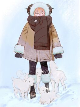 1girl animal arms_at_sides baby_animal black_mittens black_pants boots brown_coat brown_scarf coat covered_mouth curled_horns don_quixote_(project_moon) full_body fur-trimmed_boots fur-trimmed_coat fur-trimmed_hood fur-trimmed_sleeves fur_hood fur_trim gloves hair_between_eyes heishou_pack-wei_branch_(identity)_(project_moon) highres hood hood_up hooded_coat horizontal_pupils horns lamb limbus_company long_sleeves mittens pants project_moon scarf scarf_over_mouth sheep sheep_girl sheep_horns snow snowing solo standing wenli