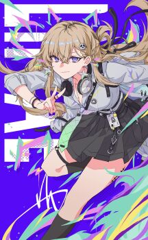 1girl absurdres black_skirt black_socks breasts character_name chinese_commentary cleavage commentary_request earrings hair_ornament hair_rings headphones headphones_around_neck highres jewelry long_hair looking_at_viewer lynae_(wuthering_waves) necklace purple_background purple_eyes shirt single_hair_ring skirt skull_hair_ornament smile socks solo star_(symbol) star_earrings thigh_strap v white_shirt wu_che wuthering_waves