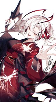 1girl alternate_costume alternate_hairstyle ankoro_mochi antenna_hair arknights black_kimono commentary_request from_side highres horns japanese_clothes kimono looking_at_viewer looking_to_the_side multicolored_hair nail_polish obi orange_eyes red_hair red_horns red_kimono red_nails sash signature simple_background solo two-tone_hair two-tone_kimono w_(arknights) white_background white_hair