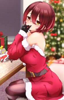 1girl absurdres bare_shoulders belt black_belt black_pantyhose blurry blurry_background brown_hair christmas christmas_tree closed_mouth commentary dress fur-trimmed_dress fur-trimmed_sleeves fur_trim fuyuhi_uta gift gradient_hair highres hololive long_sleeves looking_at_viewer looking_to_the_side multicolored_hair pantyhose red_dress red_hair roboco-san robosaa_(roboco) santa_costume santa_dress sitting smile table virtual_youtuber