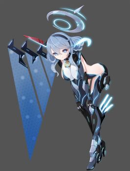 1girl absurdres ako_(blue_archive) black_hairband blue_archive blue_eyes bodysuit breasts closed_mouth commentary_request full_body glowing grey_background grey_bodysuit grey_hair hair_between_eyes hairband halo highres koflif large_breasts leaning_forward long_hair looking_at_viewer neon_trim simple_background smile solo taimanin_suit