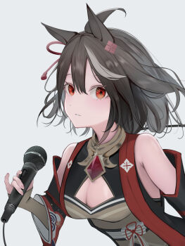 1girl animal_ears bare_shoulders black_hair bow breasts cable cleavage commentary_request detached_sleeves ear_ribbon gem green_shirt grey_hair hair_between_eyes highres holding holding_microphone horse_ears horse_girl kitasan_black_(crowning_ooban)_(umamusume) kitasan_black_(umamusume) long_sleeves medium_breasts microphone multicolored_hair parted_lips pinky_out red_eyes red_gemstone red_ribbon ribbon sei_(bigaa) shirt short_hair simple_background solo streaked_hair umamusume white_background