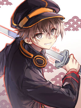 Rule 34 | 1boy, black hat, black shirt, blonde hair, character request, commentary request, copy kyoto xanadu, copyright request, grey eyes, hair between eyes, hat, headphones, headphones around neck, highres, holding, holding sword, holding weapon, kyoto xanadu, male focus, rei kamiya, shirt, simple background, smile, sword, weapon, willfin