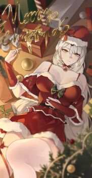 1girl absurdres alternate_costume breasts bridal_gauntlets christmas christmas_tree commentary english_commentary gift grey_hair hat highres knees_up large_breasts leo795 long_hair mole mole_on_breast red_skirt santa_costume santa_hat sitting skirt smile solo thighhighs white_thighhighs yellow_eyes yixuan_(zenless_zone_zero) zenless_zone_zero