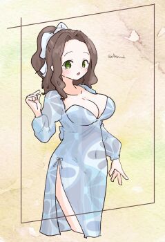 1girl absurdres blue_dress blush bow breasts brown_hair cleavage commentary_request cropped_legs dress forehead green_eyes hair_bow hand_up highres inset_border large_breasts long_hair long_sleeves looking_at_viewer mitsuha-chan_(olto_rondo) olto_rondo open_mouth original side_slit solo tareme white_bow yellow_background