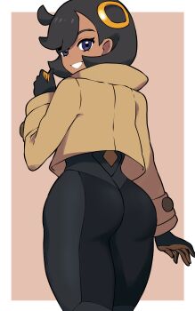 1girl absurdres aged_up ass black_bodysuit black_hair blue_eyes bodysuit bodysuit_under_clothes brown_jacket commentary cowboy_shot cowlick curvy dark-skinned_female dark_skin emma_(pokemon) from_behind gloves grin hair_between_eyes hair_ornament hand_up highres huge_ass jacket long_sleeves looking_at_viewer nintendo pokemon pokemon_legends:_z-a short_hair shoutaro_saito sidelocks skin_tight smile solo standing swept_bangs wide_hips