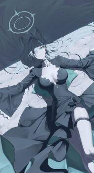 1girl absurdres animal_ear_fluff animal_ears black_choker black_dress blue_archive breasts chinese_commentary choker commentary dress extra_ears eyes_visible_through_hair grey_hair hair_over_one_eye highres large_breasts long_hair looking_at_viewer lying on_back parted_lips shiroko_terror_(blue_archive) solo t-hou thigh_strap very_long_hair wolf_ears wolf_girl