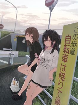 2girls absurdres bag black_hair black_shirt black_shorts brown_hair cellphone collarbone colored_inner_hair commentary_request crocs ear_piercing grocery_bag hair_between_eyes hamunezuko_(nezukonezu32) highres holding holding_phone medium_hair mouth_hold multicolored_hair multiple_girls original phone piercing pink_eyes pink_hair profile shirt shopping_bag shorts smartphone translation_request two-tone_hair two_side_up white_shirt