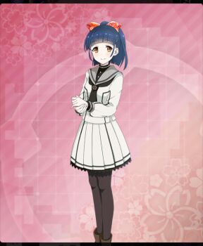 Rule 34 | 1girl, ayanokouji martial arts school uniform, black neckerchief, black pantyhose, black shirt, blue hair, blunt bangs, blunt ends, boots, bow, breasts, brown boots, closed mouth, dot nose, feet out of frame, floral background, floral print, game cg, grey sailor collar, hair bow, holding own wrist, layered sleeves, long sleeves, looking at viewer, nakano jun, neckerchief, official art, orange eyes, pantyhose, pink background, print bow, red bow, sailor collar, school uniform, serafuku, shirt, short hair, sidelocks, skirt, small breasts, smile, solo, third-party source, toji no miko, toji no miko: kizamishi issen no tomoshibi, white serafuku, white shirt, white skirt