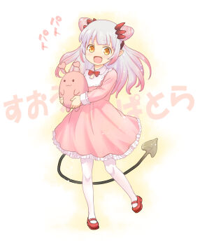 1girl aged_down alternate_costume character_doll commentary_request cone_hair_bun demon_girl demon_horns demon_tail detached_collar doll double_bun dress frilled_dress frills full_body gradient_hair grey_hair hair_bun haniwa_(leaf_garden) headgear highres holding holding_doll horns kanikama_(suou_patra) long_hair long_sleeves mary_janes medium_dress multi-source_commentary multicolored_hair nanashi_inc. open_mouth orange_eyes pantyhose pink_dress pink_hair pink_streaks pointy_ears raised_eyebrows red_horns red_shoes shoes side_up_bun solo streaked_hair suou_patra tail virtual_youtuber white_pantyhose