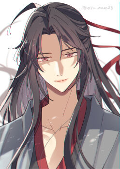 1boy ahoge bishounen black_hair black_hanfu blurry chinese_clothes closed_mouth coat collarbone eyelashes fduki_maro grey_coat hair_down hair_ribbon half_updo hanfu highres light_smile long_hair looking_at_viewer male_focus modao_zushi official_alternate_costume official_alternate_hairstyle portrait red_eyes red_ribbon ribbon robe sidelocks simple_background solo twitter_username upper_body wei_wuxian wei_wuxian_(yiling_laozu) white_background