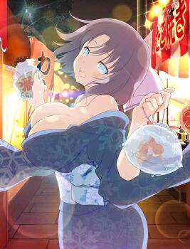 1girl ass bag bagged_fish bare_shoulders blue_eyes blue_kimono blush bow bowl breasts brick_floor cleavage collarbone cup disposable_cup disposable_ice_cream_cup festival fish floral_print floral_print_kimono food food_stand from_side goldfish grey_hair hair_bow heavy_lens_flare holding holding_bowl holding_food japanese_clothes kimono kooribata large_breasts lens_flare looking_at_viewer looking_to_the_side low_neckline market_stall obi official_art open_mouth print_kimono print_sash sash senran_kagura senran_kagura_new_wave senran_kagura_shinovi_versus shaved_ice short_hair smile snowflake_print solo sparkle spoon spoon_straw striped_bow summer_festival sweat teeth tree upper_teeth_only water_drop white_bow wide_sleeves yukata yumi_(senran_kagura)