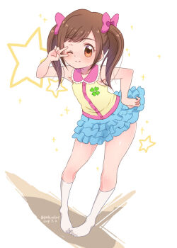 1girl blue_skirt bow brown_eyes brown_hair chel_(little_colors) clover_print cocotama_(series) full_body hair_bow miniskirt no_shoes one_eye_closed pink_bow shirt skirt sleeveless sleeveless_shirt smile socks solo sparkle star_(symbol) twintails v white_socks yellow_shirt yotsuba_kokoro