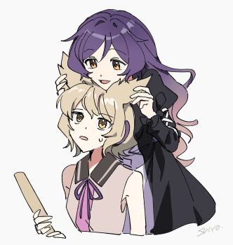 2girls absurdres black_dress blonde_hair chin_rest dress earmuffs gradient_hair grey_background head_on_head head_rest highres hijiri_byakuren holding juliet_sleeves layered_dress long_hair long_sleeves multicolored_hair multiple_girls neck_ribbon open_mouth pointy_hair puffy_sleeves purple_hair purple_ribbon ribbon ritual_baton shirt signature simple_background sleeveless sleeveless_shirt sweatdrop touhou toyosatomimi_no_miko uehara_suiyo very_long_hair white_dress yellow_eyes