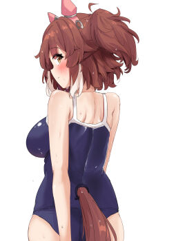 1girl absurdres animal_ears back blue_one-piece_swimsuit breasts brown_hair dantsu_flame_(umamusume) from_behind gryebooks highres horse_ears horse_girl horse_tail large_breasts looking_at_viewer looking_back multicolored_hair one-piece_swimsuit school_swimsuit short_hair sideboob simple_background solo swimsuit tail tracen_swimsuit two-tone_hair umamusume wet wet_clothes wet_swimsuit white_background white_hair yellow_eyes