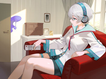1girl absurdres armchair breasts chair chinese_commentary cipozhong_yundepeitela closed_mouth commentary_request controller feet_out_of_frame green_eyes green_shorts headphones highres holding holding_remote_control indoors jacket long_sleeves medium_breasts paid_reward_available remote_control short_hair shorts sitting skindentation slime_(creature) thigh_strap vocaloid vsinger_(vocaloid) white_hair white_jacket window yanhe