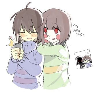 2others ahoge animification arrow_(symbol) black_shirt blue_sweater blush brown_hair cellphone chara_(undertale) closed_eyes collared_shirt colored_inner_hair commentary_request empty_eyes fingernails frisk_(undertale) green_sweater hair_between_eyes hands_up holding holding_phone korean_commentary korean_text long_sleeves looking_at_another multicolored_hair multiple_others notice_lines open_mouth other_focus pale_skin phone puffy_long_sleeves puffy_sleeves red_eyes red_hair shirt short_hair simple_background single_stripe smartphone smile striped_clothes striped_sweater sweater taking_picture turtleneck turtleneck_sweater undertale upper_body utdr_(toby_fox) v white_background yellow_sweater yx_won2