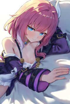 1girl blue_eyes breasts choker cleavage closed_mouth commentary_request cyrene_(honkai:_star_rail) highres honkai:_star_rail honkai_(series) jacket kadokadokado long_sleeves looking_at_viewer lying multicolored_hair pink_hair purple_jacket small_breasts smile solo two-tone_hair white_hair