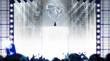 3boys 4girls ado_(utaite) ado_box audience chando_(ado) commentary glowstick hashtag-only_commentary hatsune_miku highres multiple_boys multiple_girls oyashirazu_(adochan_daisuki) penlight_(glowstick) people silhouette stage_lights unknown_mother_goose_(vocaloid) utaite vocaloid wide_shot yodaka_(ado)