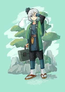 1girl alternate_costume belt black_hairband black_pants blue_eyes brown_belt closed_mouth commentary_request doggo_1d34 green_robe grey_hair hairband highres hitodama holding konpaku_youmu konpaku_youmu_(ghost) open_clothes open_robe pants robe sandals socks solo sweat touhou translation_request tree white_socks youmu_day