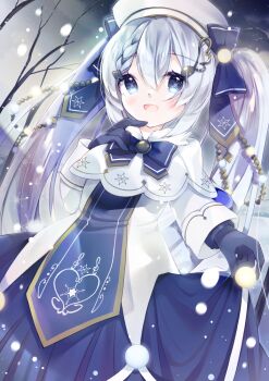 1girl beret blue_bow blue_gloves blue_tabard blush bow braid capelet dress gloves gold_trim hair_between_eyes hair_ornament hand_on_own_chest hat hatsune_miku long_hair long_sleeves miku_day official_alternate_costume official_alternate_hairstyle open_mouth outdoors smile solo tabard tear33 twintails very_long_hair vocaloid white_capelet white_dress white_hat yuki_miku yuki_miku_(2021)