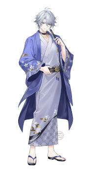 1boy absurdres black_choker black_sandals blue_eyes choker closed_mouth collarbone commentary full_body grey_hair hand_fan haori highres holding holding_fan honkai:_star_rail honkai_(series) japanese_clothes kimono long_sleeves looking_at_viewer male_focus parted_bangs phainon_(honkai:_star_rail) sandals short_hair sicle simple_background smile solo standing symbol-only_commentary watermark white_background white_kimono wide_sleeves