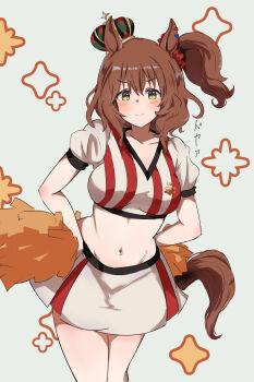 &gt;:) 1girl absurdres alternate_costume animal_ears aston_machan_(umamusume) breasts brown_hair cheerleader cowboy_shot crop_top crown doyagao green_eyes hair_between_eyes hair_ornament hair_scrunchie hands_on_own_hips highres horse_ears horse_girl large_breasts looking_at_viewer midriff mini_crown navel pom_pom_(cheerleading) puffy_short_sleeves puffy_sleeves red_scrunchie scrunchie short_sleeves side_ponytail skirt smug solo tilted_headwear umamusume v-neck v-shaped_eyebrows vandy76 white_skirt